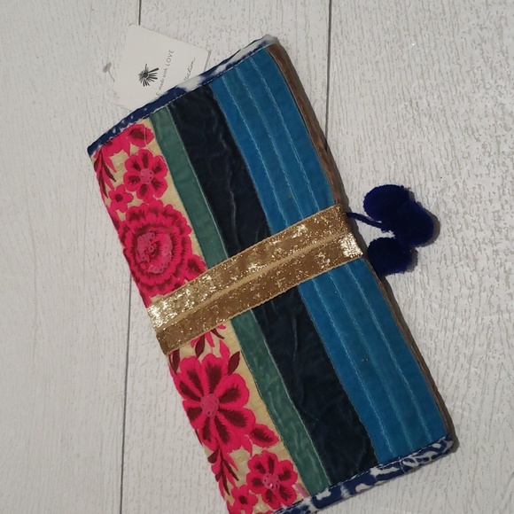 Moonday collection boho multicolor trifold clutch - Picture 2 of 4
